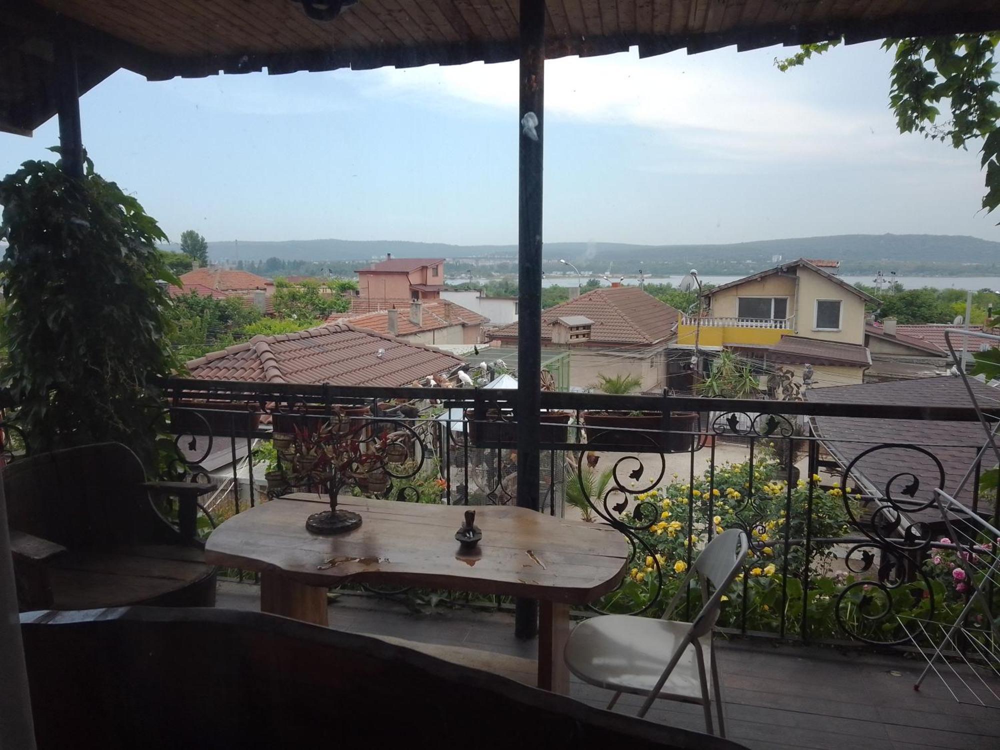 Guest House Amazonia Varna Ruang foto